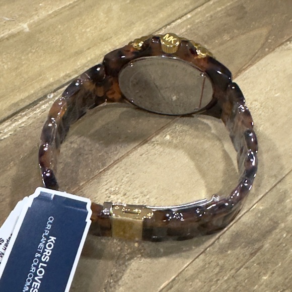 New Michael Kors Oversized Everest Pavé Gold Tortoiseshell Women’s Watch - Picture 9 of 11